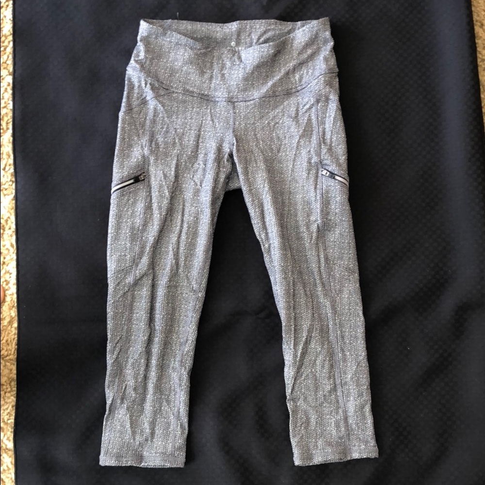 Athleta cropped leggings